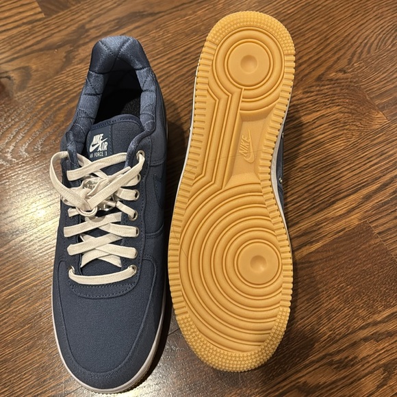 Air Force 1 LOW PRM - Picture 4 of 7